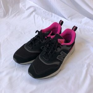 New Balance 997H Sneakers!